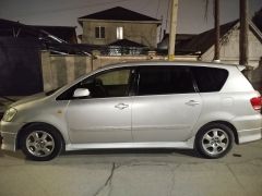 Фото авто Toyota Ipsum