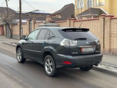 Photo of the vehicle Lexus RX