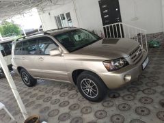 Photo of the vehicle Toyota Highlander