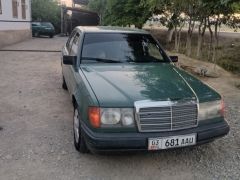 Сүрөт унаа Mercedes-Benz W124