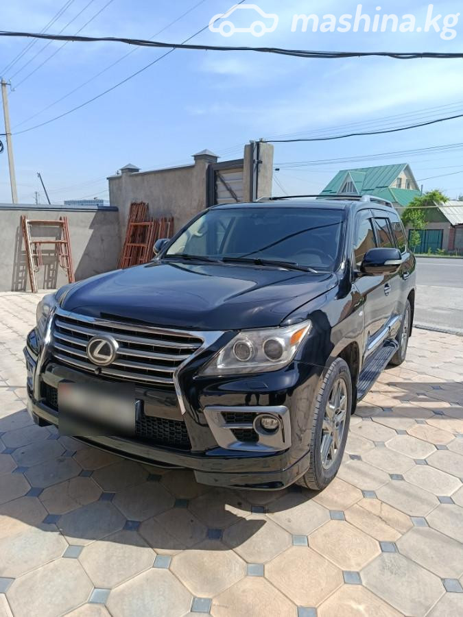 Lexus LX