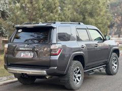 Сүрөт унаа Toyota 4Runner