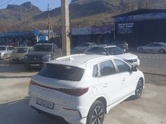 Photo of the vehicle BYD e2