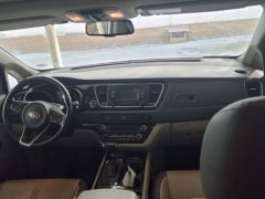 Сүрөт унаа Kia Carnival