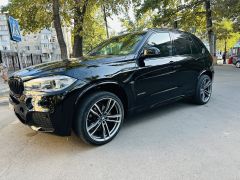 Photo of the vehicle BMW X5