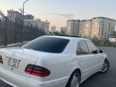 Сүрөт унаа Mercedes-Benz E-Класс