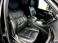 Photo of the vehicle Cadillac Escalade