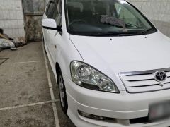 Photo of the vehicle Toyota Ipsum