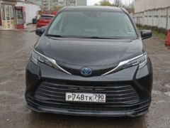 Фото авто Toyota Sienna