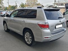 Фото авто Toyota Highlander