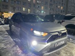 Сүрөт унаа Toyota RAV4