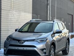 Сүрөт унаа Toyota RAV4