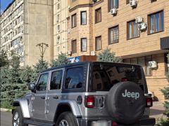 Сүрөт унаа Jeep Wrangler