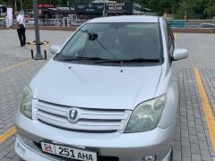 Сүрөт унаа Toyota Ist