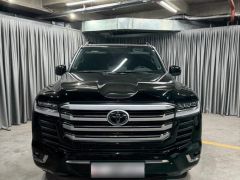 Photo of the vehicle Toyota Land Cruiser