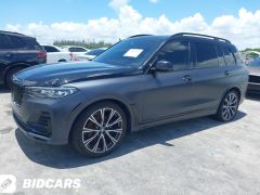 Фото авто BMW X7