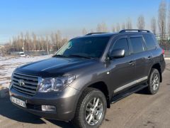 Photo of the vehicle Toyota Land Cruiser