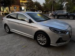 Photo of the vehicle Hyundai Sonata