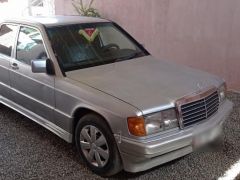 Photo of the vehicle Mercedes-Benz 190 (W201)