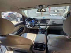 Сүрөт унаа Kia Carnival