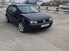 Фото авто Volkswagen Golf