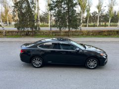 Photo of the vehicle Lexus ES