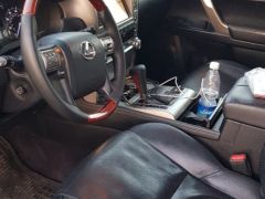 Photo of the vehicle Lexus GX