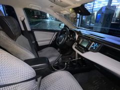 Сүрөт унаа Toyota RAV4