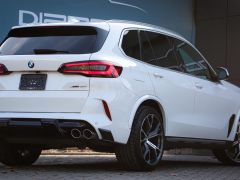 Photo of the vehicle BMW X5