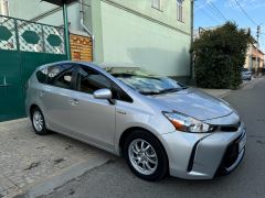 Фото авто Toyota Prius v (+)