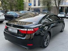 Photo of the vehicle Lexus ES