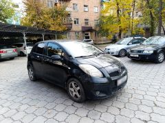 Фото авто Toyota Yaris