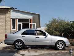 Сүрөт унаа Mercedes-Benz C-Класс