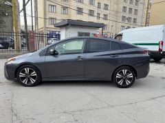 Фото авто Toyota Prius