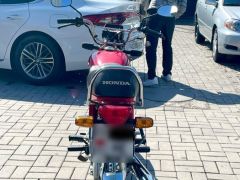 Сүрөт унаа Honda CD