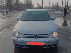 Фото авто Volkswagen Golf