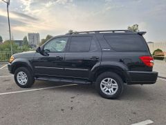 Фото авто Toyota Sequoia