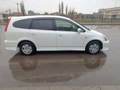 Сүрөт унаа Honda Stream