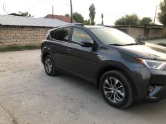 Сүрөт унаа Toyota RAV4