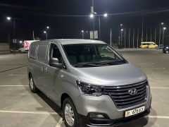 Сүрөт унаа Hyundai Starex (H-1)