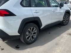 Сүрөт унаа Toyota RAV4