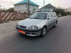 Сүрөт унаа Toyota Avensis