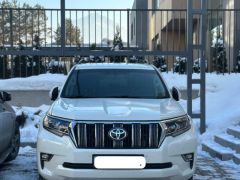 Фото авто Toyota Land Cruiser Prado