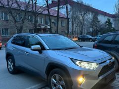 Сүрөт унаа Toyota RAV4