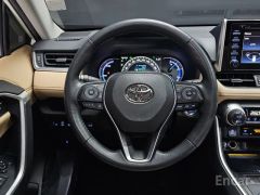 Сүрөт унаа Toyota RAV4