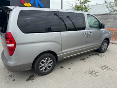 Photo of the vehicle Hyundai Grand Starex