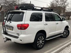 Фото авто Toyota Sequoia