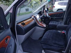 Фото авто Toyota Alphard