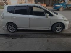 Фото авто Honda Fit