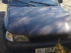 Сүрөт унаа Toyota Carina